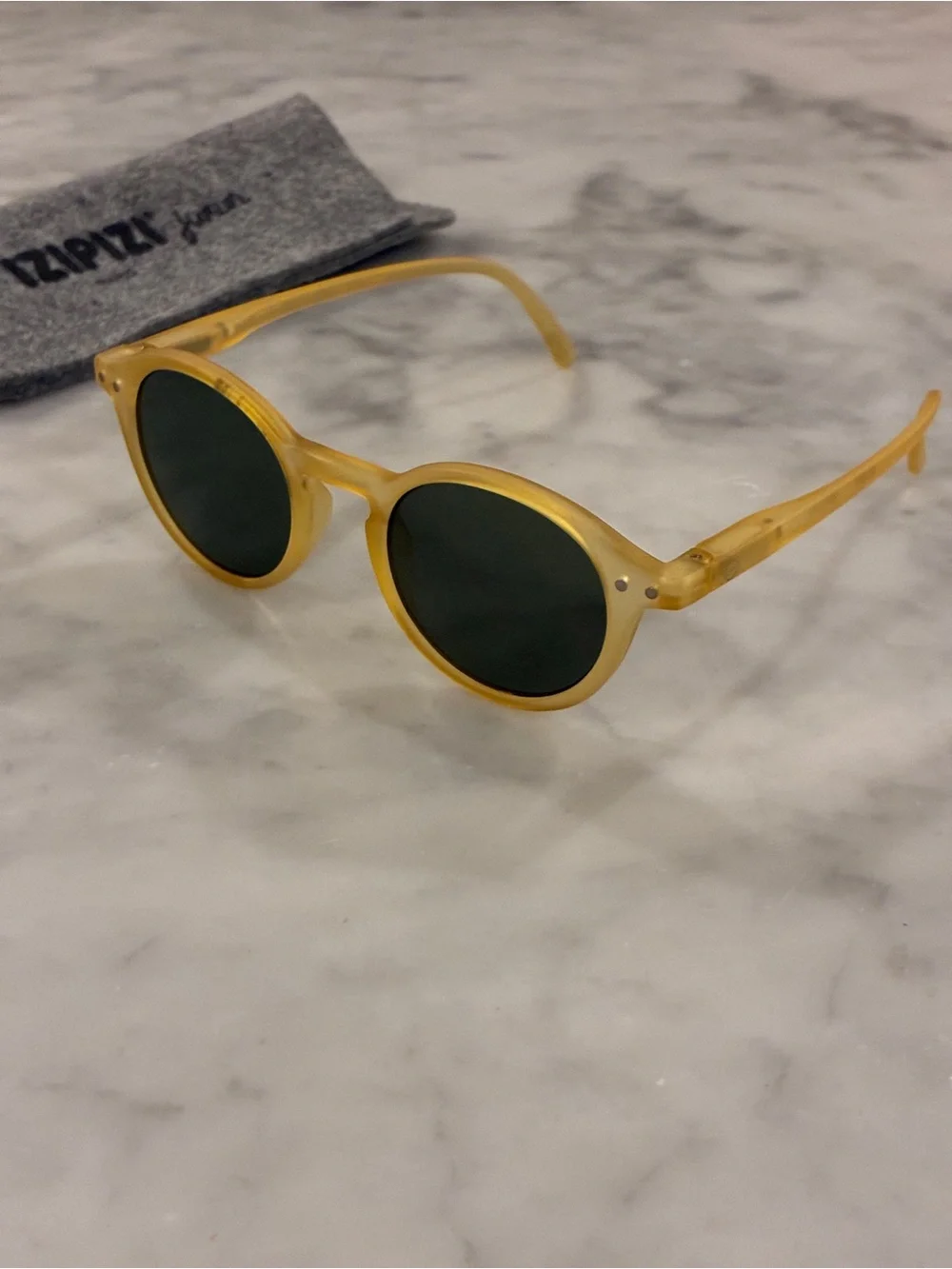IZIPIZI Junior Yellow Kids Sunglasses - age 3-5 years
